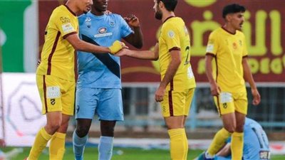 بث مباشر.. مباراة الباطن والحزم في كأس خام الحرمين الشريفين