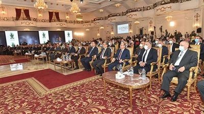 برعاية رئيس الحكومة..  انطلاق أعمال الجلسة الافتتاحية لـ مؤتمر الأهرام الخامس للطاقة