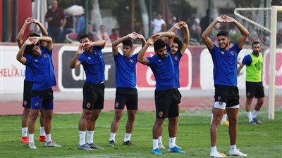 مران قوي للاعبي الأهلي الغائبين عن مواجهة وادي دجلة