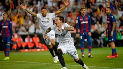 بث مباشر.. مباراة فالنسيا وليفانتي في الدوري الإسباني