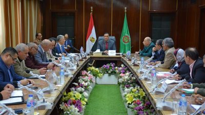 محافظ الدقهلية لرؤساء المراكز والمدن: 