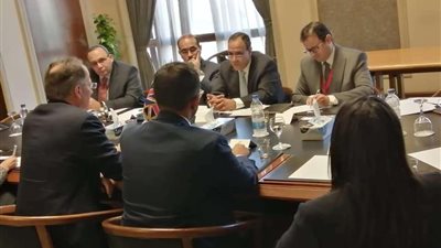 السفير بدر عبد العاطي يلتقي رئيس الوحدة المشتركة لشمال أفريقيا لبحث التعاون المشترك