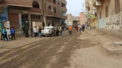 حملات للنظافة والتجميل بشوارع مركز مطاي بالمنيا