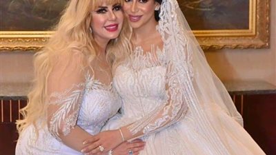 أول تعليق من منى إش إش بعد حفل زفاف ابنتها (صور)