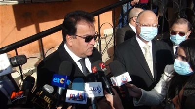 عبد الغفار.. يكشف تفاصيل جديدة بشأن الحالات الثلاثة  المصابة بمتحور أوميكرون..صور