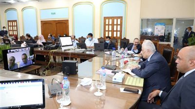 وزير التعليم يحسم الجدل حول امتحانات الأول والثاني الثانوي