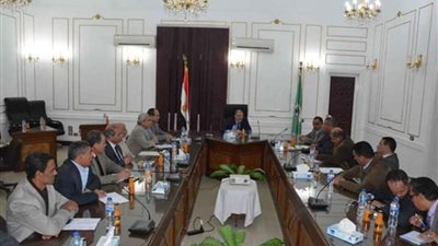 برلماني: توصيل شبكة الصرف الصحي لوحدات الغسيل الكلوي ببني مزار قريبًا