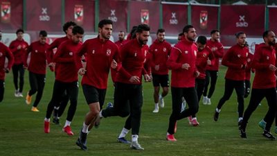 موعد مباراة الأهلي وفيوتشر والقنوات الناقلة