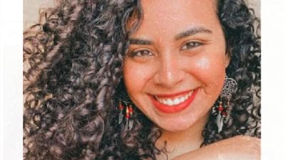 أول بلوجر هير كيرلي ستايلنج تتعرض للتنمر.. 