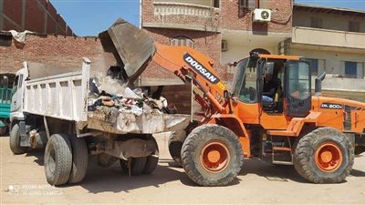 رفع مستوى النظافة بمركز ومدينة العياط