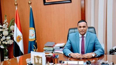 محافظ الدقهلية يكلف رؤساء المراكز والمدن بكسح تجمعات المياه من الشوارع