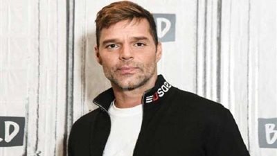 لأول مرة.. ريكي مارتن ينشر صورته مع نجلته التي تبناها