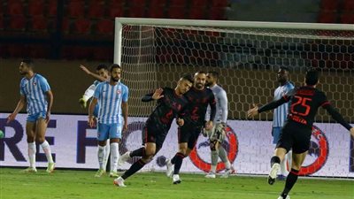 الشوط الأول.. الأهلي يتقدم بهدف نظيف أمام فيوتشر في الدوري