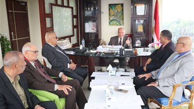 المهن التعليمية: التعليم ليس لها الحق في منح الأهلي الحمام الأولمبي