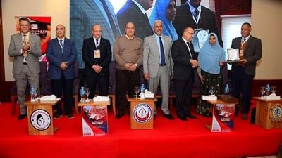 المؤتمر الدولي السابع لقسم النساء والتوليد بأزهر أسيوط يكرّم المتفوقين
