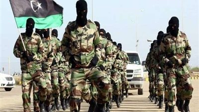 بعد بيان المشير حفتر.. اشتباكات عنيفة بين الجيش الليبي ومليشيات إخوان ليبيا