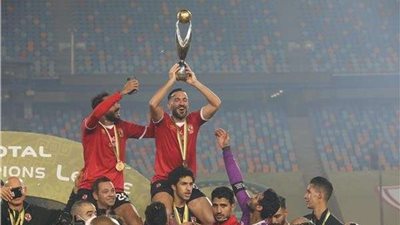 علي معلول : الحمد لله على تجديد تعاقدي مع النادي الأهلي .. و التاسعة هي الأغلى