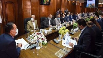 رئيس الوزراء يترأس الاجتماع الأول للمجلس التنسيقي للسياسات النقدية والمالية