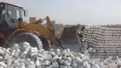 إزاله ٣حالات تعد وبدء رصف طريق الشيخ مبارك بمركزين بالمنيا