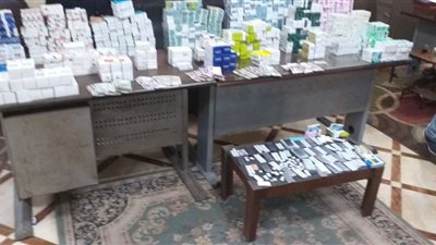 محافظ الدقهلية يعلن عن ضبط 22 ألف قرص وعلبة أدوية مخدرة