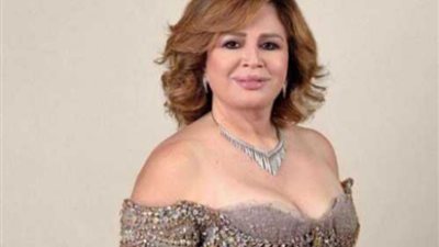 إلهام شاهين تهاجم رافضي القبلات وتوجه رسالة حادة لـ منه عرفة وحلا شيحة