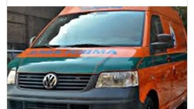 إصابة طالب سقط من علو بقرية 