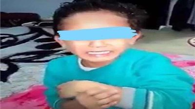 نيابة جنوب الجيزة تقرر حجز والدة الطفل ضحية التعذيب 24 ساعة وإيداعه إحدى دور الرعاية