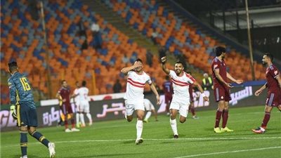 مصطفى محمد يرد على أحمد بلال بطريقته الخاصة