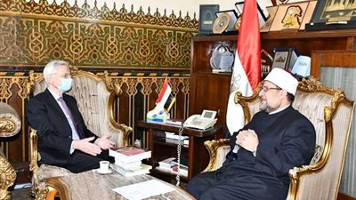 وزير الأوقاف: نتبنى الفكر الوسطي ونعمل على نشره عالميًّا