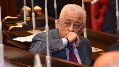 طارق شوقي يكشف حقيقة تسمم طلاب بالوجبات المدرسية