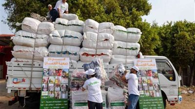 جمعية الأورمان تُوزع 16 ألف لحاف وبطانية بالقرى الأكثر احتياجًا بالمنيا