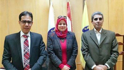 إعلام بني سويف يهنئ الدكتورة نسرين حسام الدين لتوليها منصب المتشار الإعلامي للجامعة (صور)