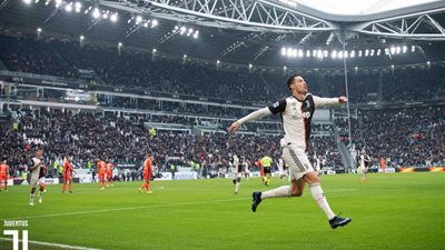 بهدفين.. رونالدو يقود يوفنتوس لصدارة الدوري الإيطالي (فيديو)