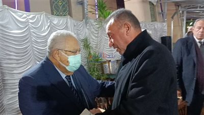 بحضور الخطيب.. بدء عزاء نجلة رجائي عطية نقيب المحامين بمسجد الشرطة بالدراسة 