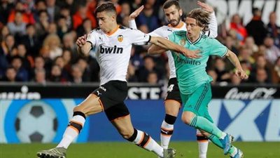 شوط أول سلبي بين ريال مدريد وفالنسيا بالدوري الإسباني