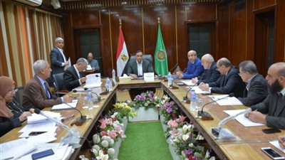 محافظ الدقهلية يلتقي مجلس إدارة المنطقة الصناعية في 