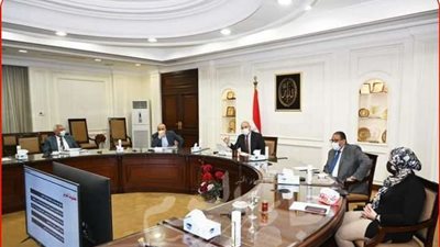 وزير الإسكان يترأس اجتماع لجنة تنفيذ المبادرة الرئاسية «حياة كريمة»