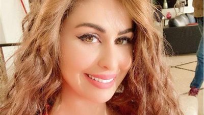 شاهد.. مي سليم تشعل السوشيال ميديا بفيديو ساخر