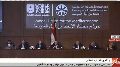 السيسي: مصر تبذل جهدًُا كبيرًا في ملف التحول الرقمي ودعم التشغيل