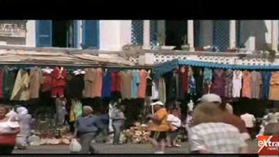 سحر نصر تشاهد فيلميًا تسجيليًا 