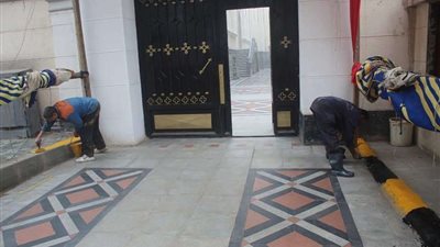 محافظة الجيزة تشن حملات نظافة موسعه ورفع للإشغالات والسيارات المتهالكه بمحيط الكنائس