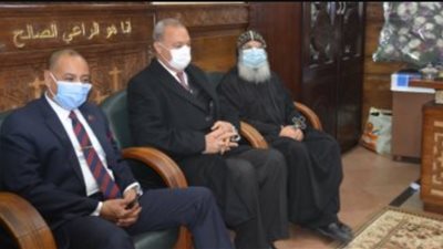 محافظ القليوبية ومدير الأمن يقدمان التهانى بعيد الميلاد بكنيسة السيدة العذراء ببنها