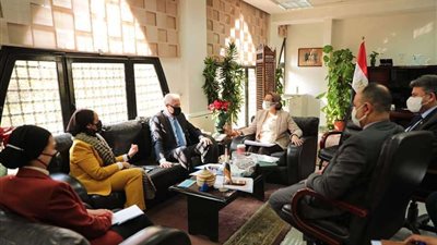 البيئة تتابع  استعدادات مصر لاستضافة مؤتمر الأطراف للتغيرات المناخية cop27