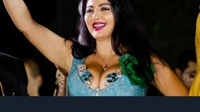 حجاب على جيب قصير.. الراقصة صافيناز تثير غضب الجمهور بصوره صادمه..صورة