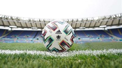 موعد مبارايات اليوم السبت والقنوات الناقلة