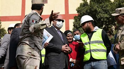 محافظ قنا يواصل جولته علي مشروعات حياة كريمة بتفقد وحدات التضامن الاجتماعي بقوص