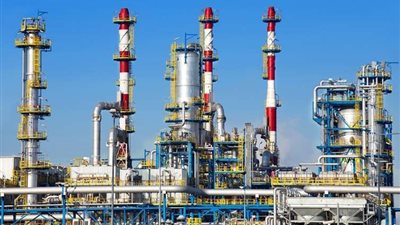 النفط يواصل الصعود فوق 65 دولارًا