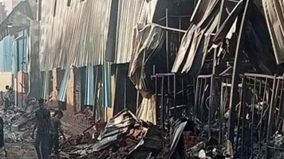 السيطرة على حريق هائل بـ سوق الجملة باكتوبرقبل وقوع كارثة.. تفاصيل