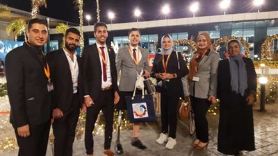 شباب البحيرة يشاركون في منتدى شباب العالم ويوزعون هدايا تذكارية