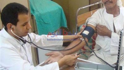 صحة سوهاج تنظم قافلة طبية مجانية بإحدى قرى سوهاج